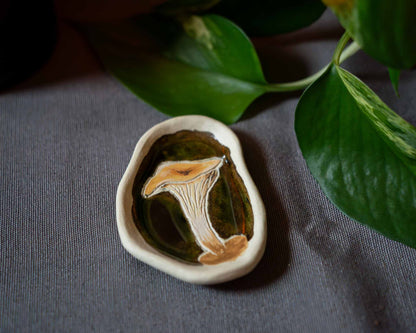chanterelle trinket dishes